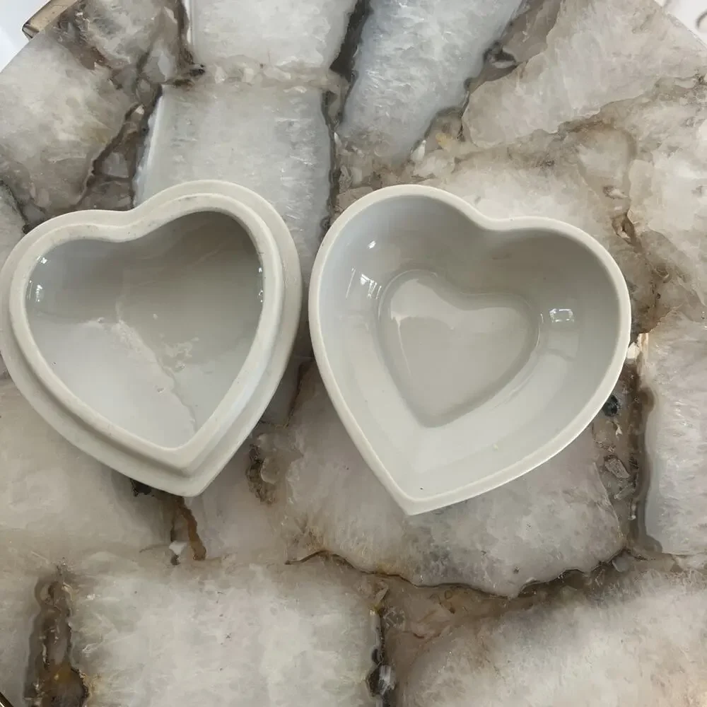 Designers Collection Fine Porcelain Heart Trinket Box A Mother's Remembrance